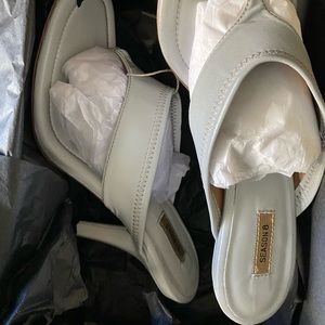 Yeezy Reflective Sandals Season 8